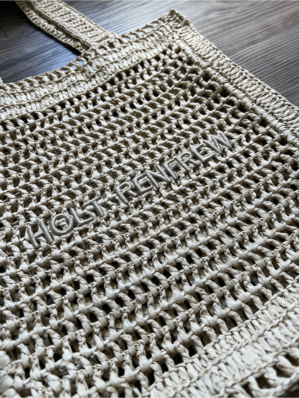HOLT RENFREW • Woven Crochet Beach Tote Bag Swim Accessory - Picture 3 of 6